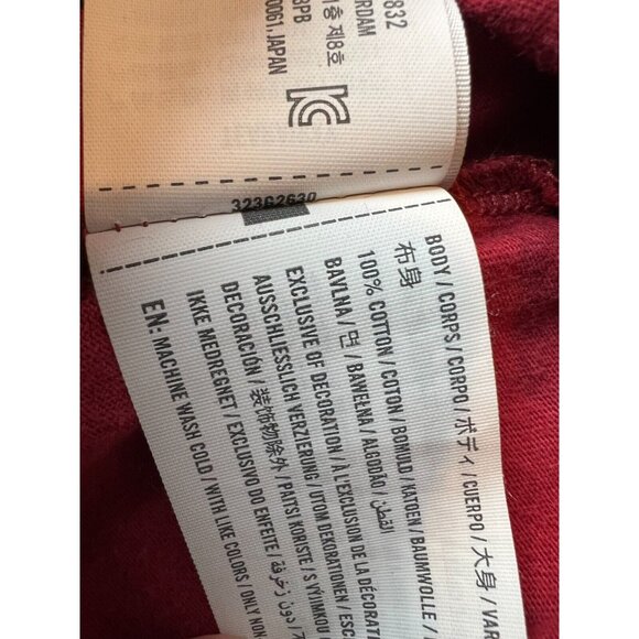 Hollister NBA Tee‎ Shirt Chicago Bulls Graphic T-Shirt Medium Red 6X Champs - Picture 7 of 9